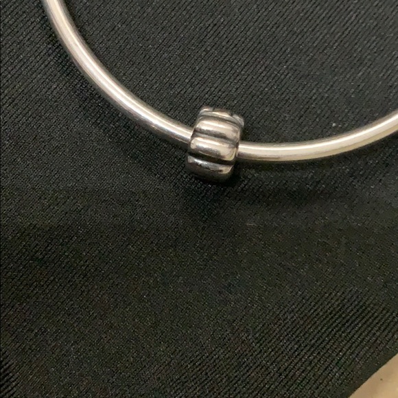 Pandora sterling silver ribbed clip - Picture 2 of 2